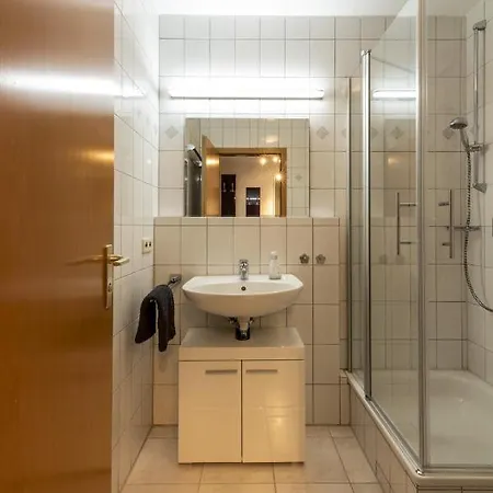 Lägenhet Flughafen Messe Stuttgart Stilvolle, Moblierte 2 Zi Dg Maisonette Whg Feelathome