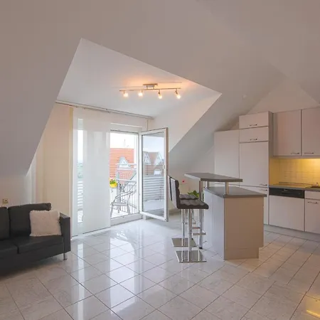 Flughafen Messe Stuttgart Stilvolle, Moblierte 2 Zi Dg Maisonette Whg Feelathome